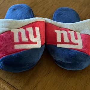 New York Giants plush slippers unisex size 1-2 youth small